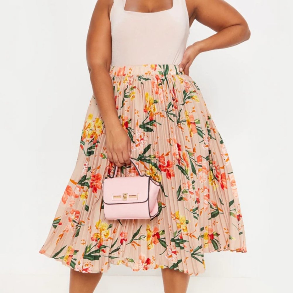 PrettyLittle Thing Plus Pleated Midi Skirt Size L (NWT)